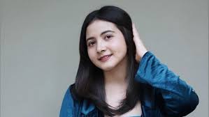 [Indo video]*Setelah Video 1 Menit 14 Detik Viral, Bulan Sutena Akhirnya Buka Suara