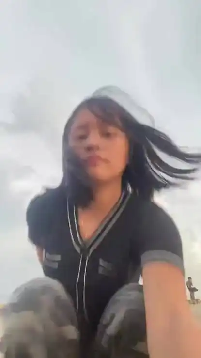 1 vs 5 Kambal Hayma Viral Video Explained: The Philippines’ 5 Boys, 1 Girl Viral Buzz